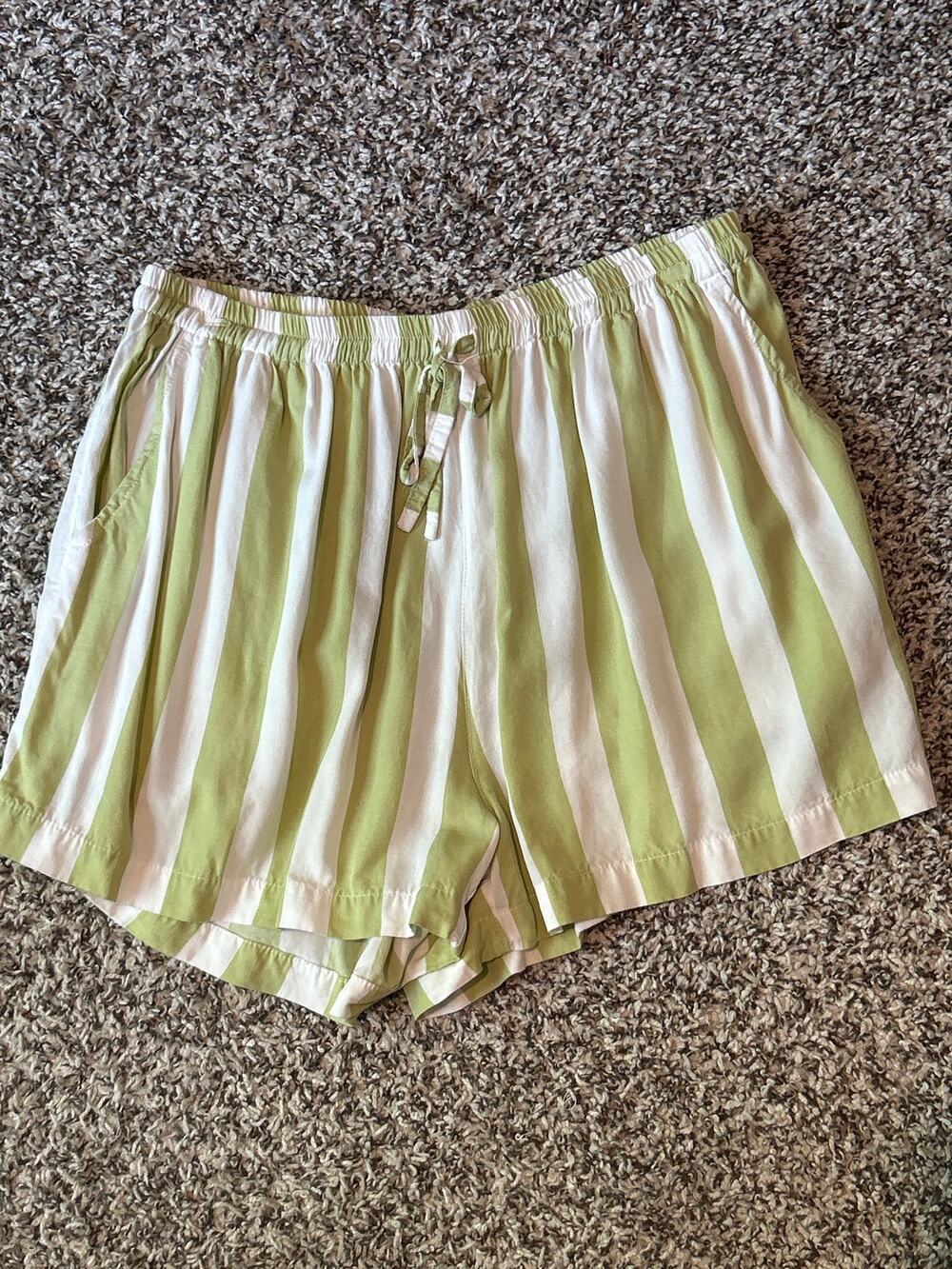 Piyama Green and white stripe Sleep Shorts size L